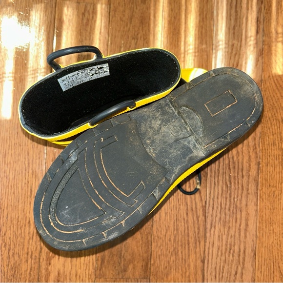 Western Chief Kids Rain Boots - Black and Yellow size 4 - Picture 5 of 7